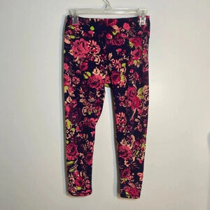 GAIAM floral cropped yoga leggings- size S